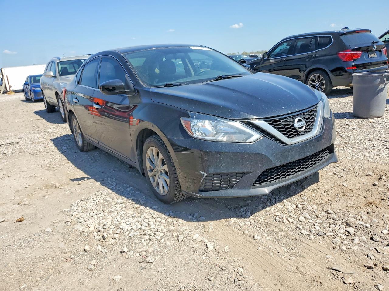 2017 NISSAN SENTRA SV photo 4