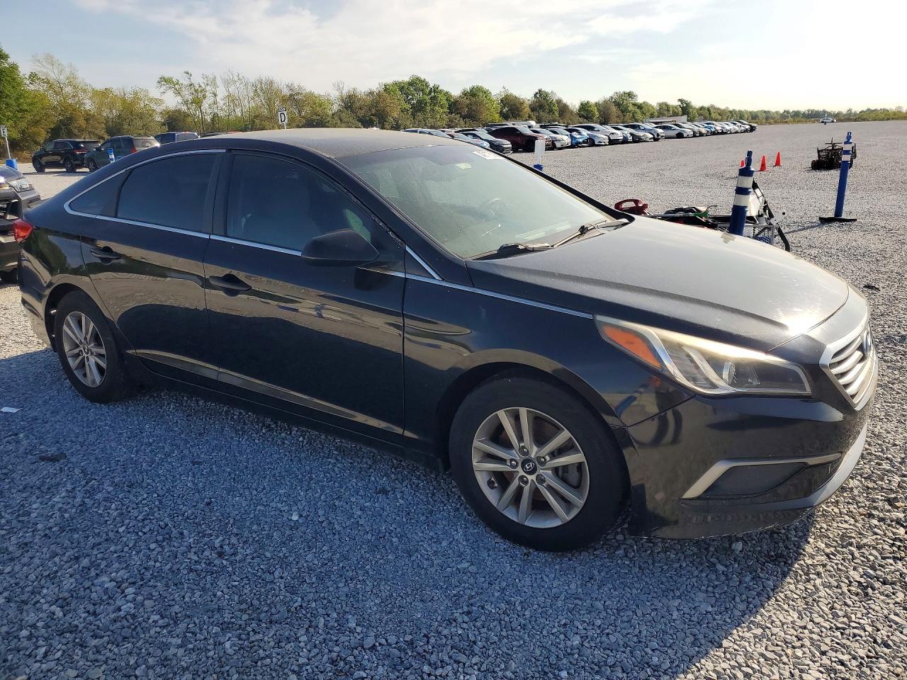 2016 HYUNDAI SONATA SE photo 10