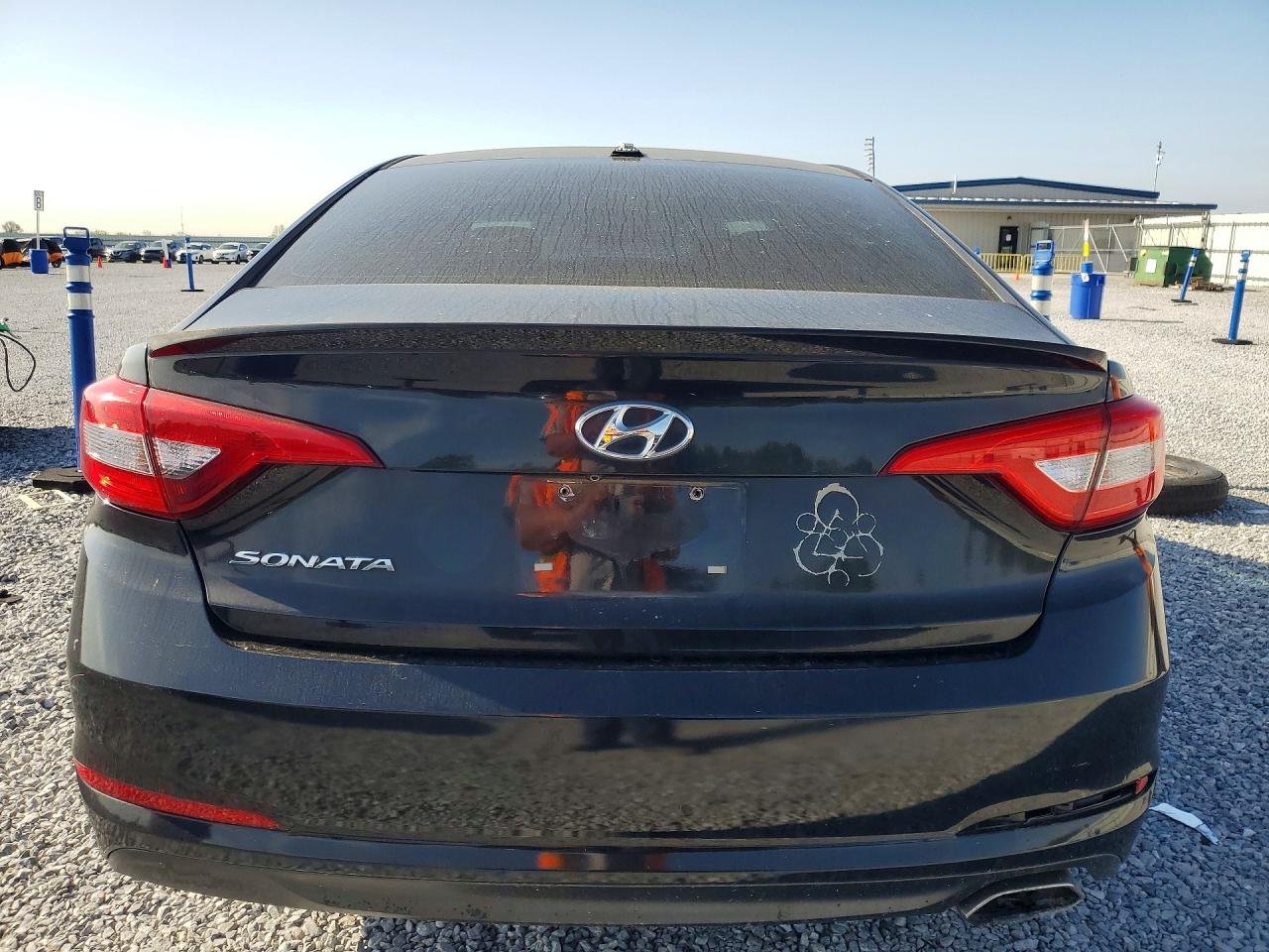 2016 HYUNDAI SONATA SE photo 16