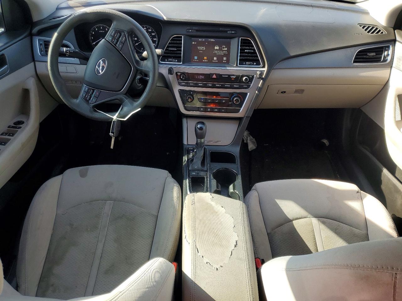2016 HYUNDAI SONATA SE photo 22