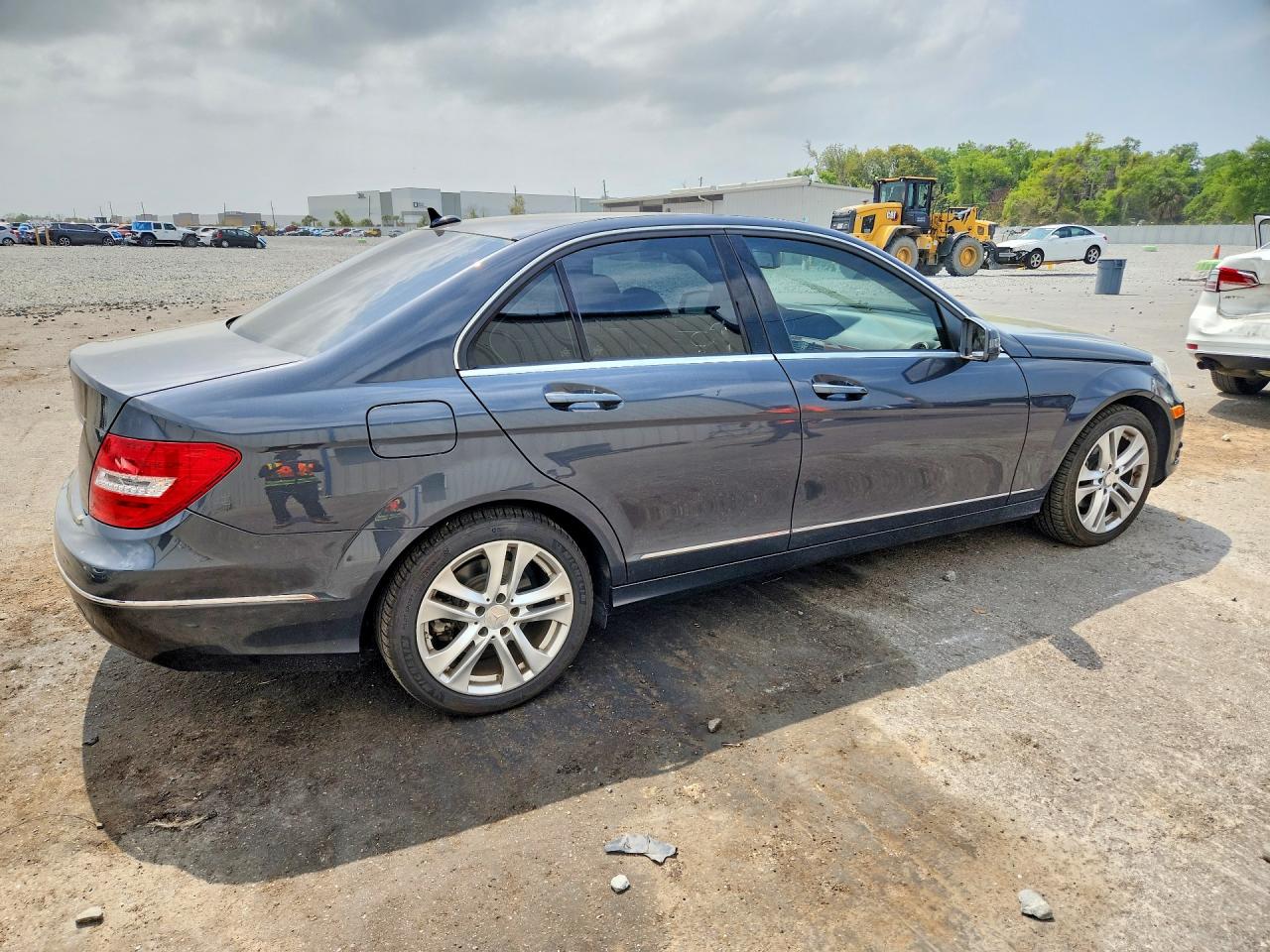 2014 MERCEDES-BENZ C 250 photo 3