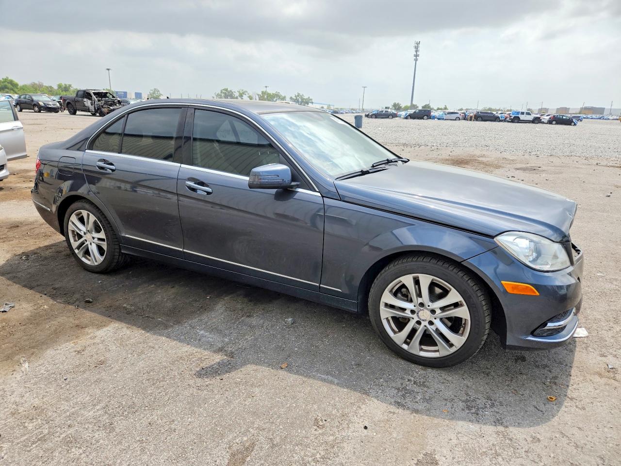 2014 MERCEDES-BENZ C 250 photo 4