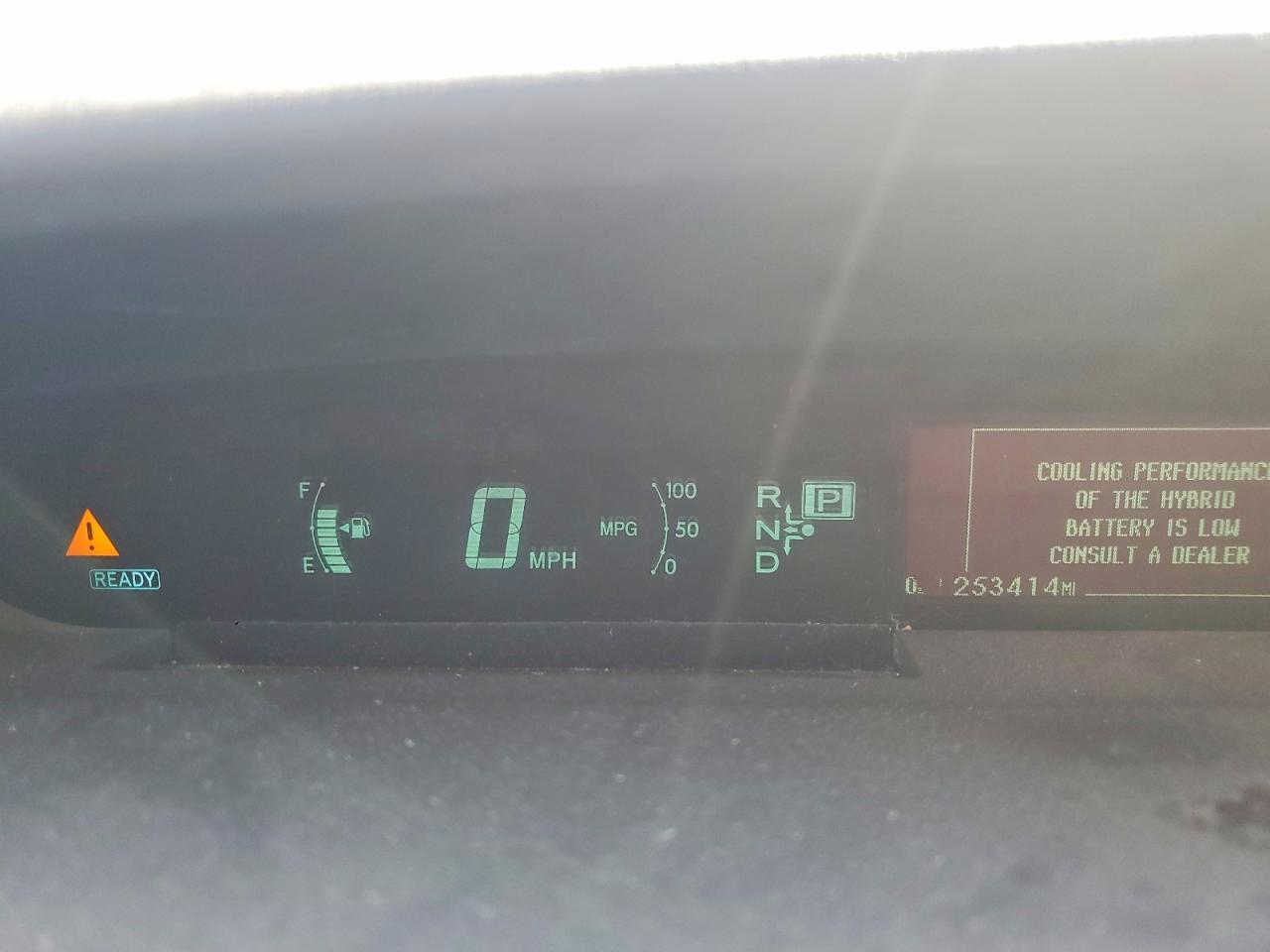 2014 TOYOTA PRIUS THREE photo 9