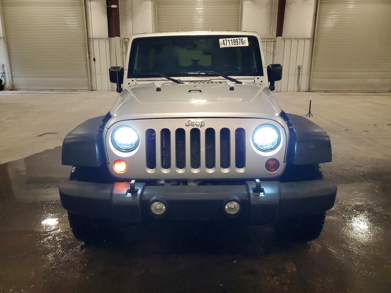 2010 JEEP WRANGLER UNLIMITED SPORT photo 9