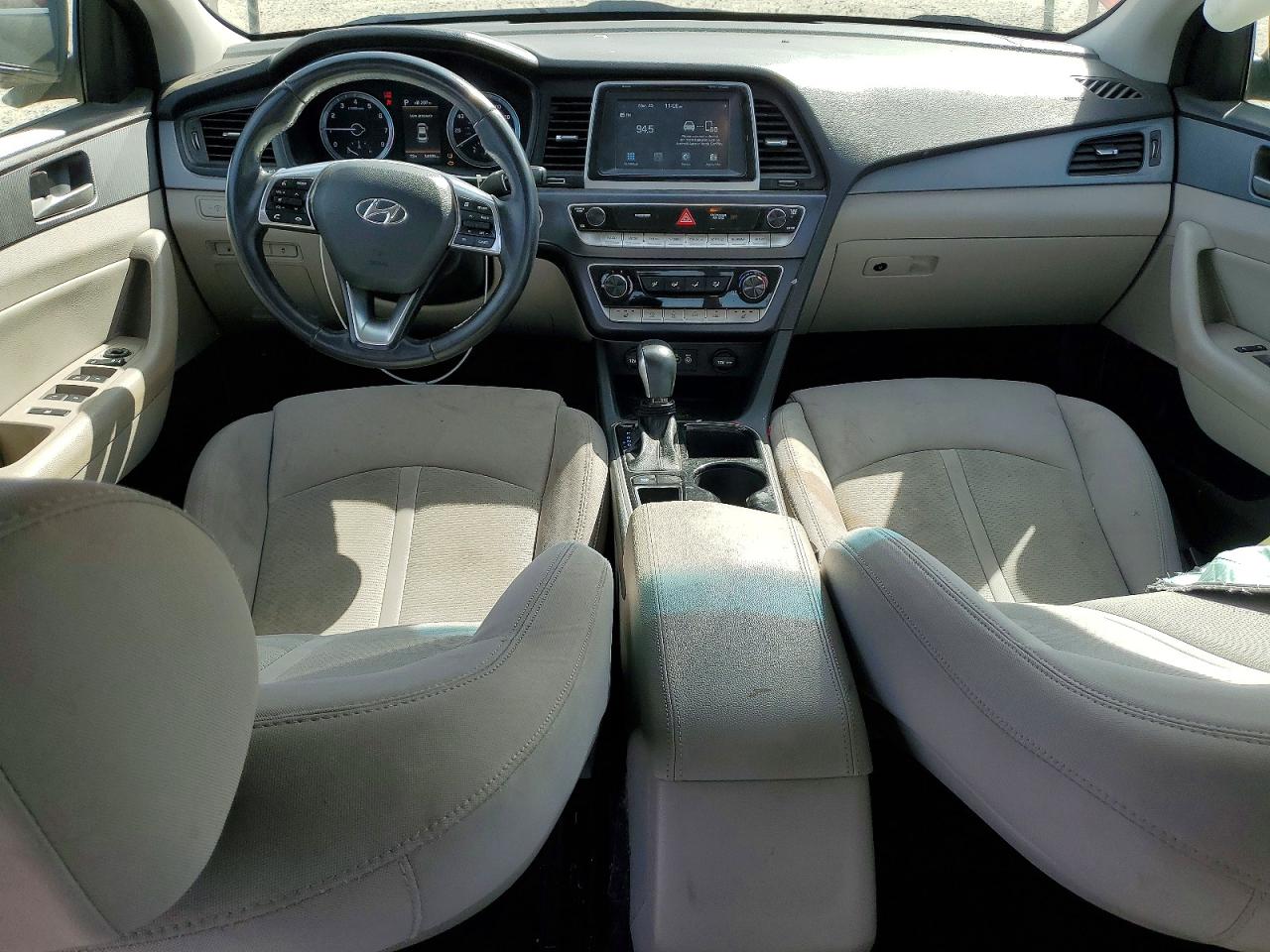 2018 HYUNDAI SONATA SEL photo 22