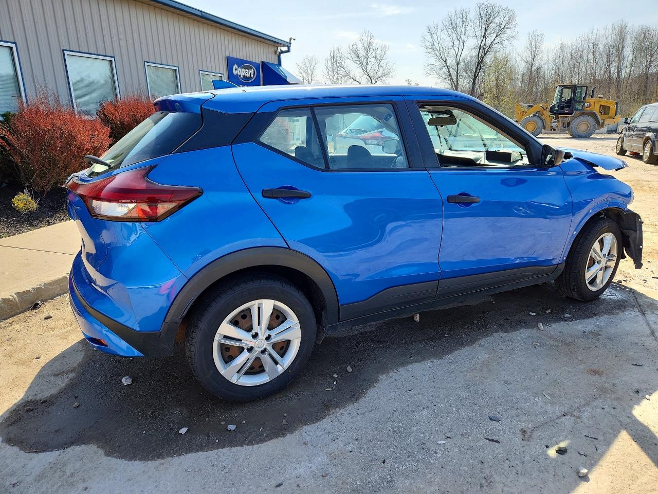 2021 NISSAN KICKS S photo 5