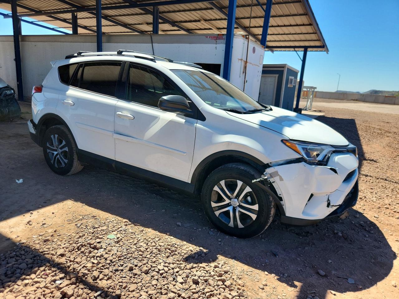 2017 TOYOTA RAV4 LE photo 10