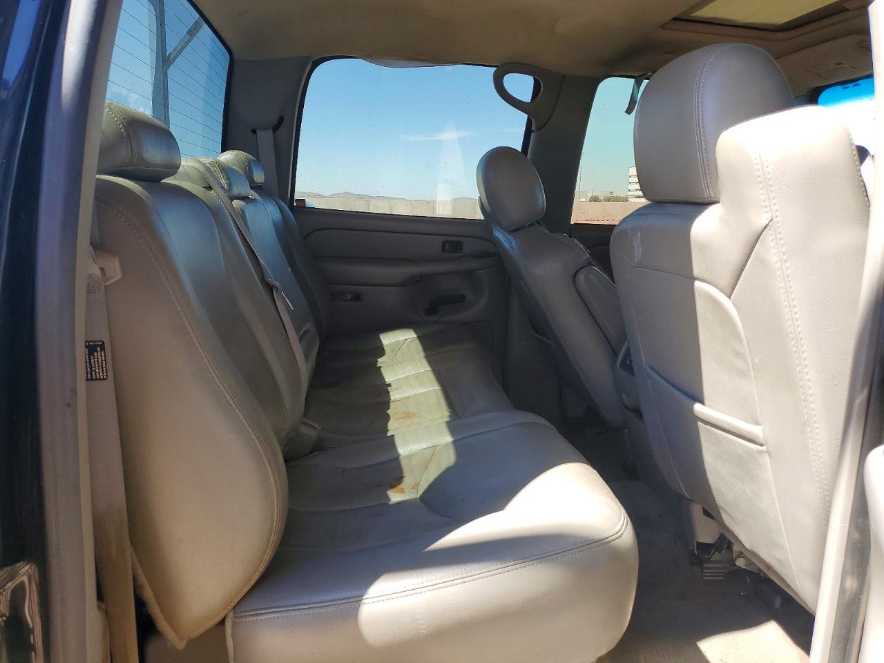 2005 CHEVROLET SILVERADO K1500 photo 19