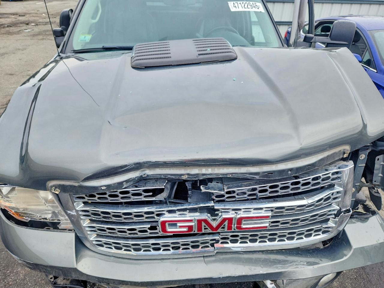 2011 GMC SIERRA K2500 SLT photo 31