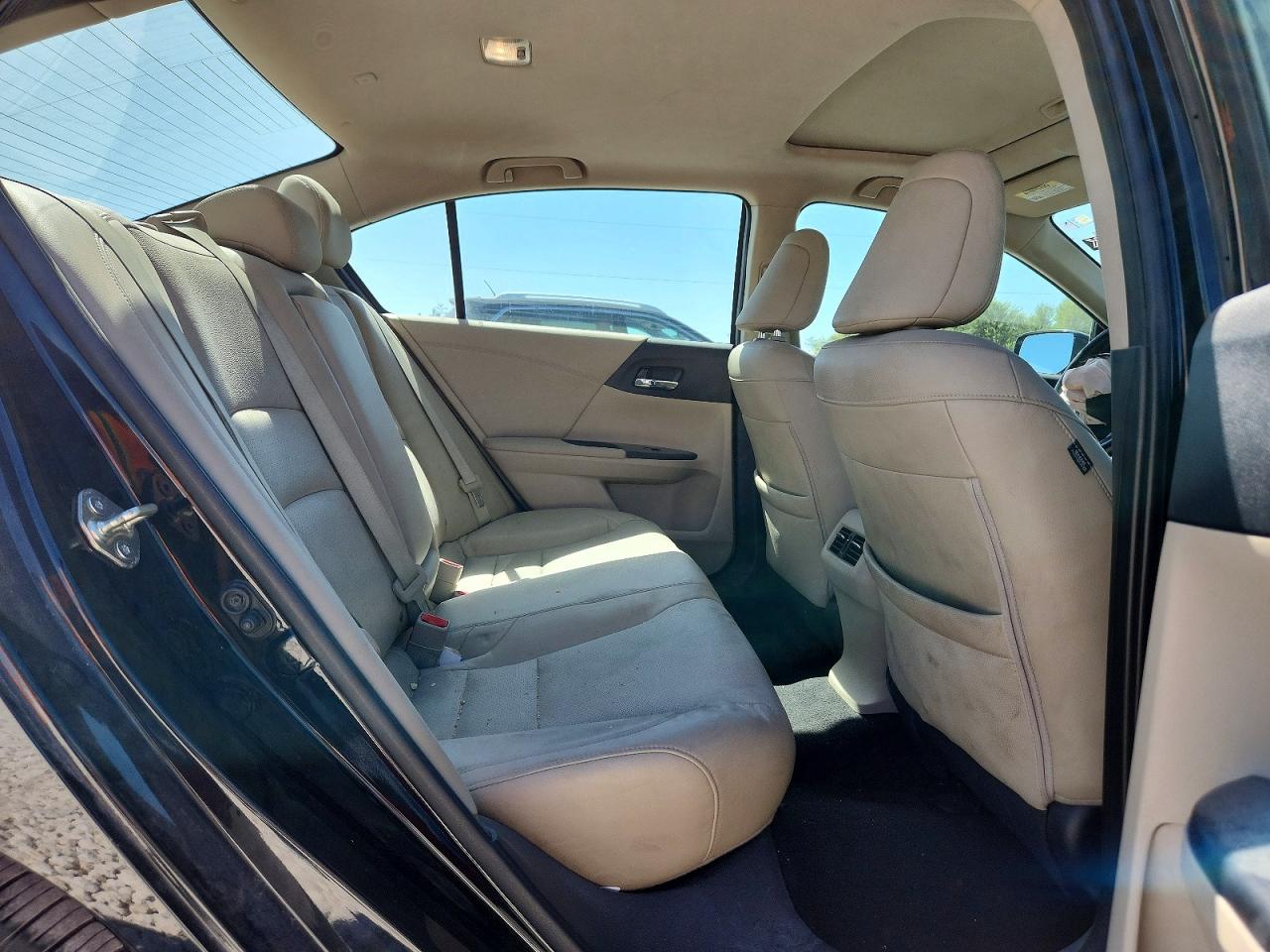 2017 HONDA ACCORD EXL photo 10