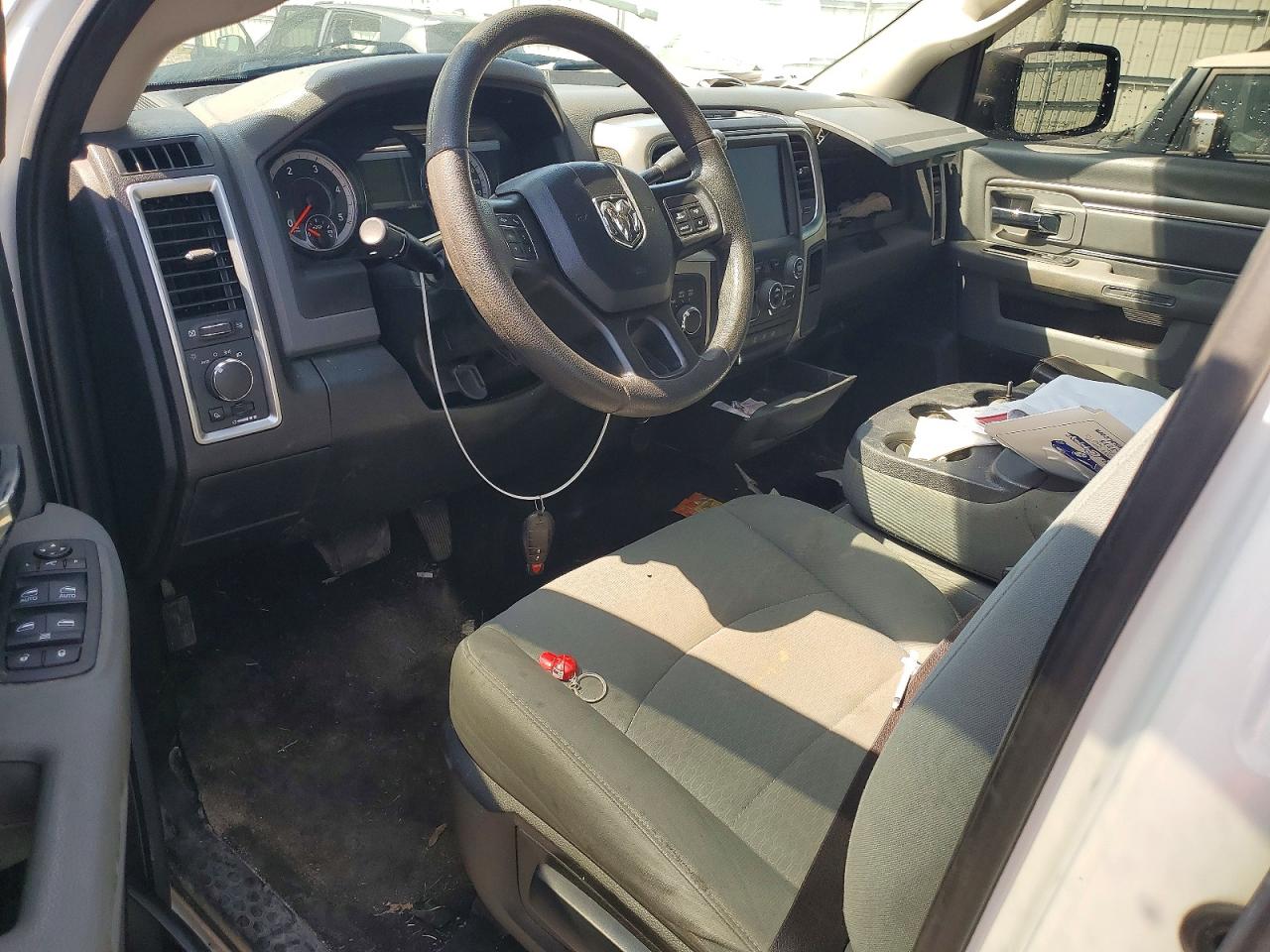 2016 RAM 2500 SLT photo 15