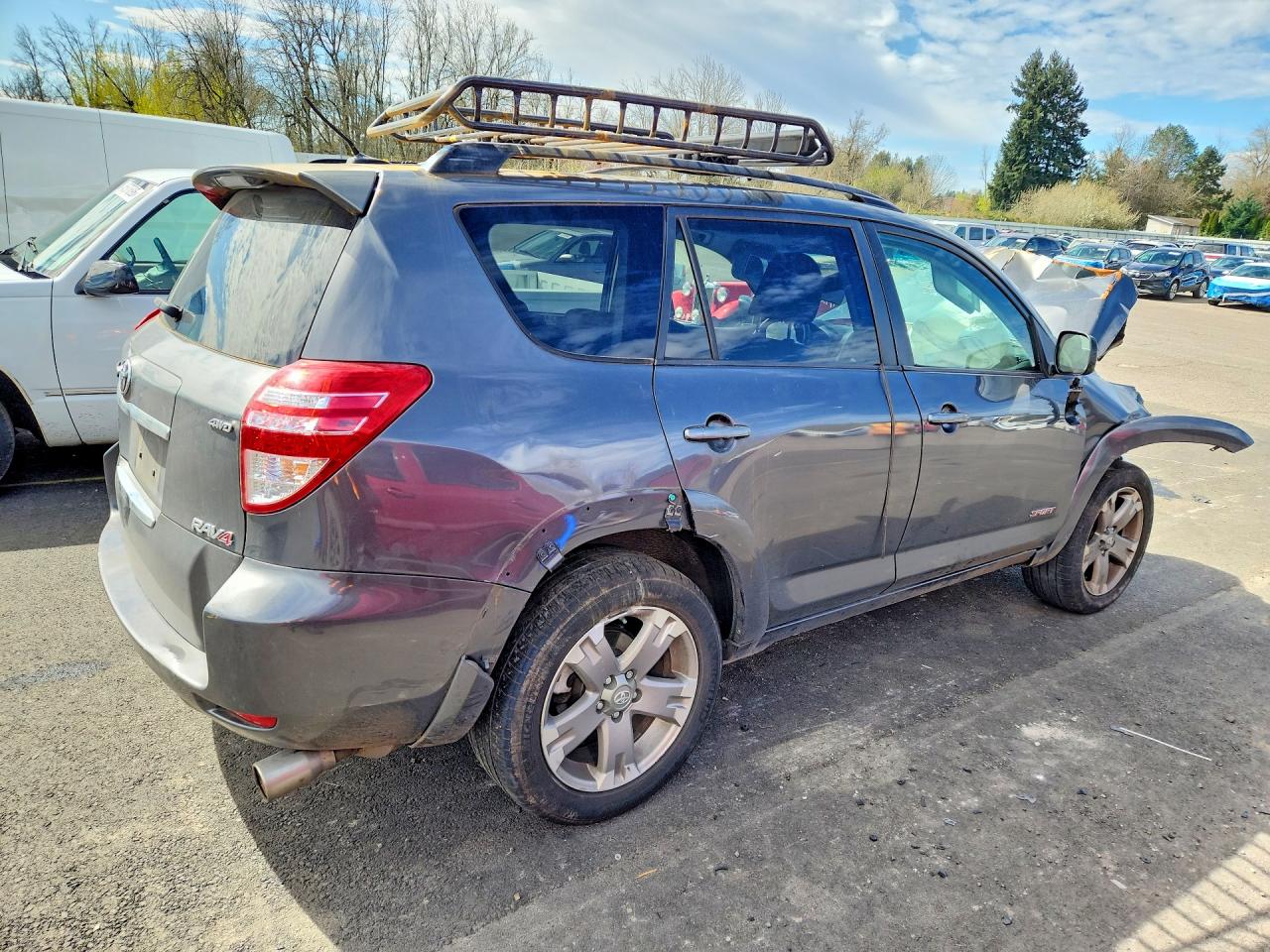 2011 TOYOTA RAV4 SPORT photo 3