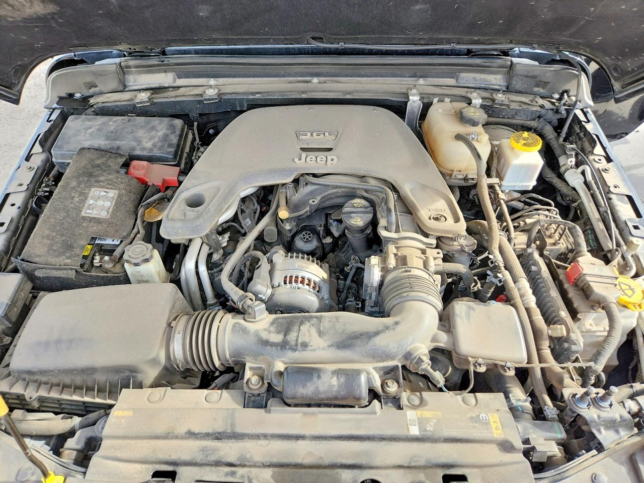 2021 JEEP GLADIATOR OVERLAND photo 21