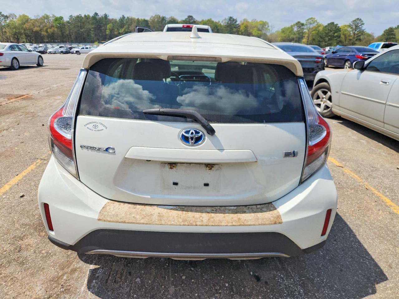 2018 TOYOTA PRIUS C FOUR photo 11