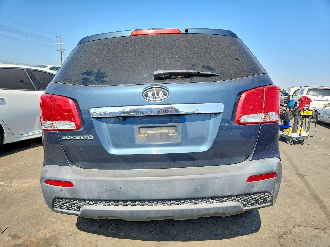 2011 KIA SORENTO LX photo 11