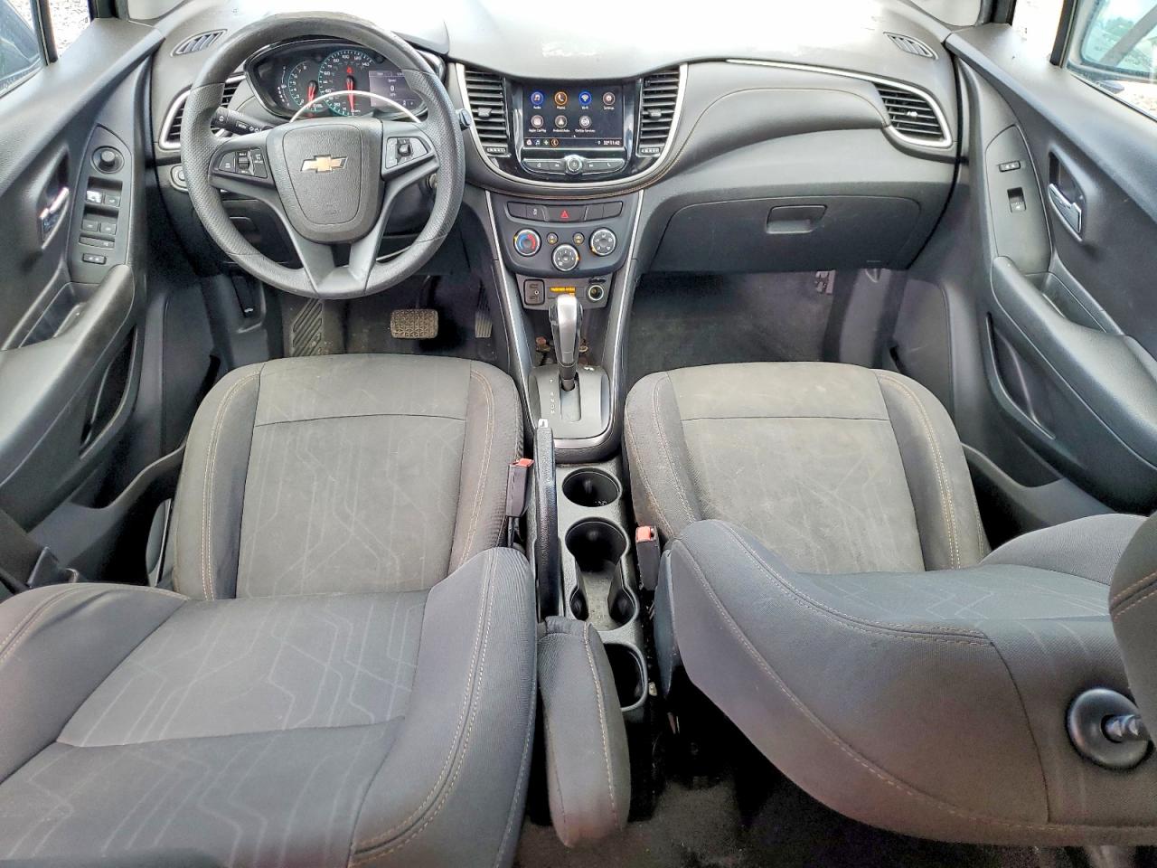 2019 CHEVROLET TRAX 1LT photo 8