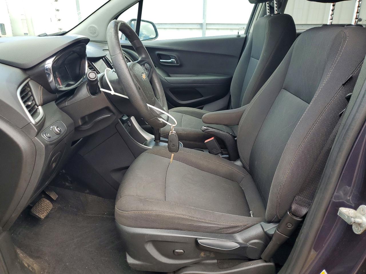 2019 CHEVROLET TRAX 1LT photo 7