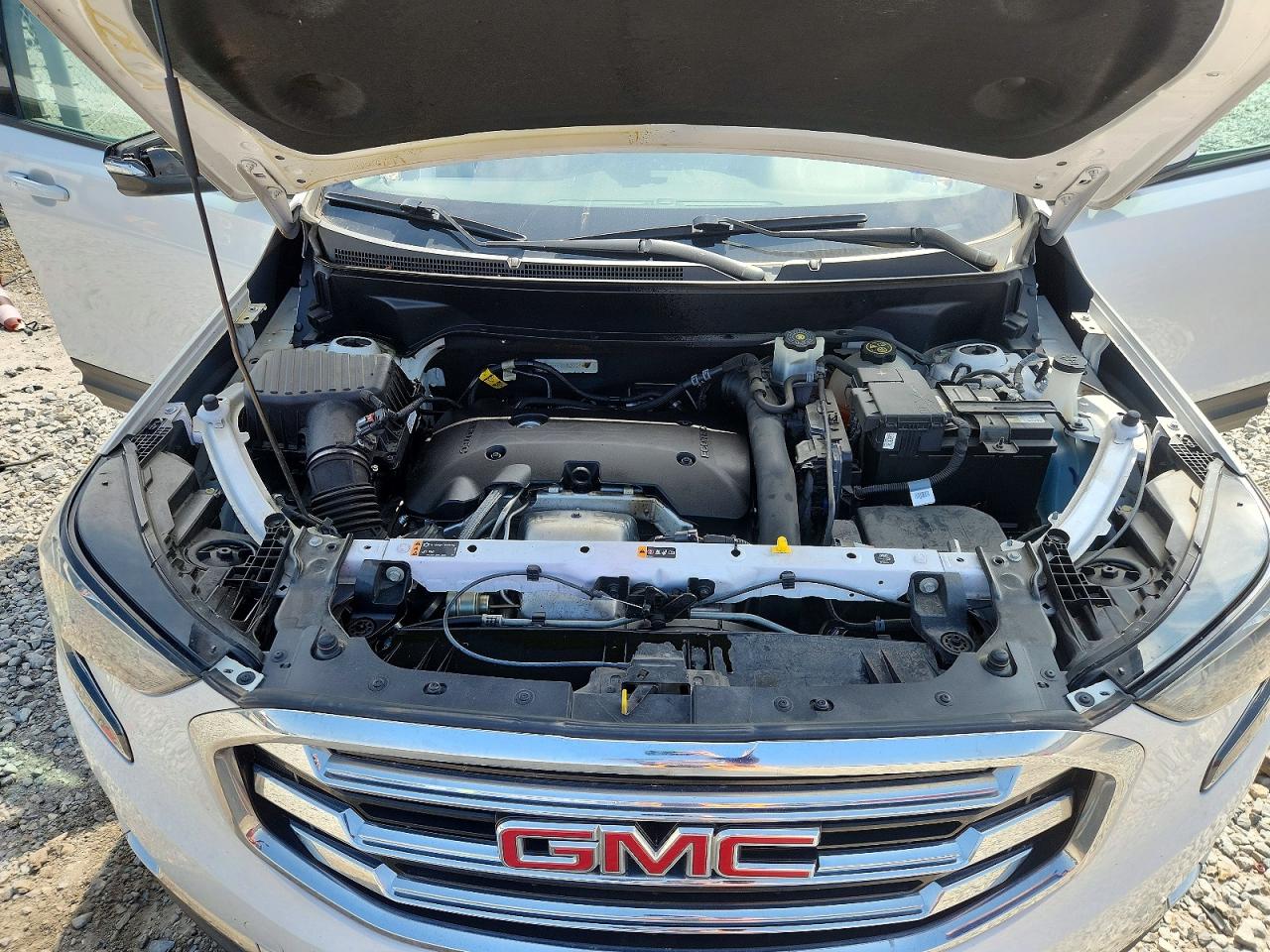 2018 GMC TERRAIN SLT photo 45
