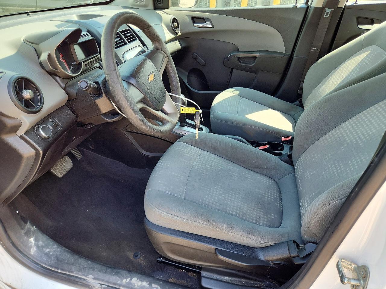2012 CHEVROLET SONIC LS photo 13