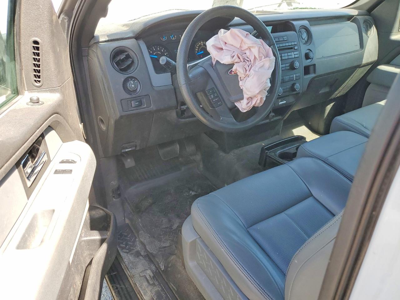 2014 FORD F 150 photo 15