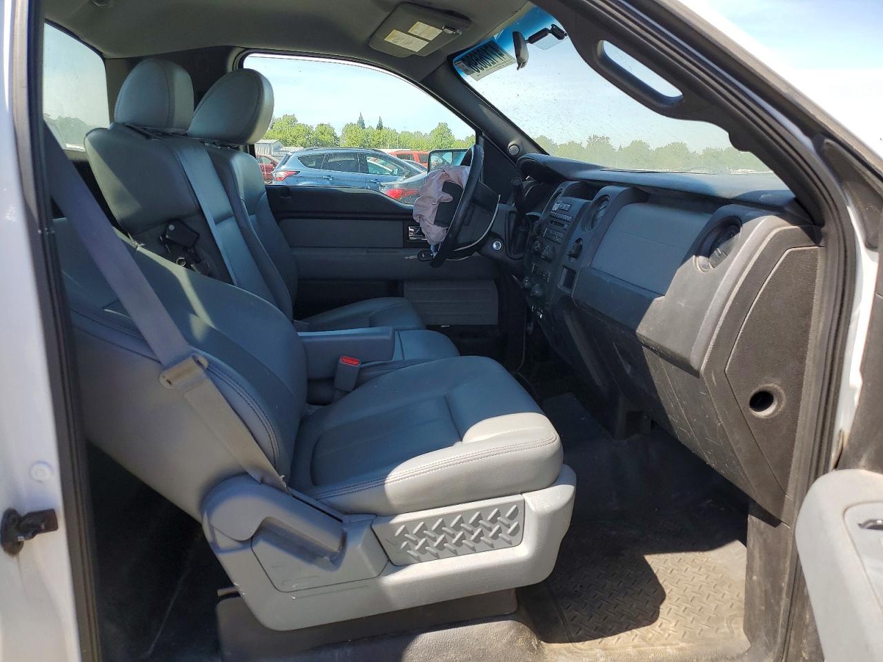 2014 FORD F 150 photo 19