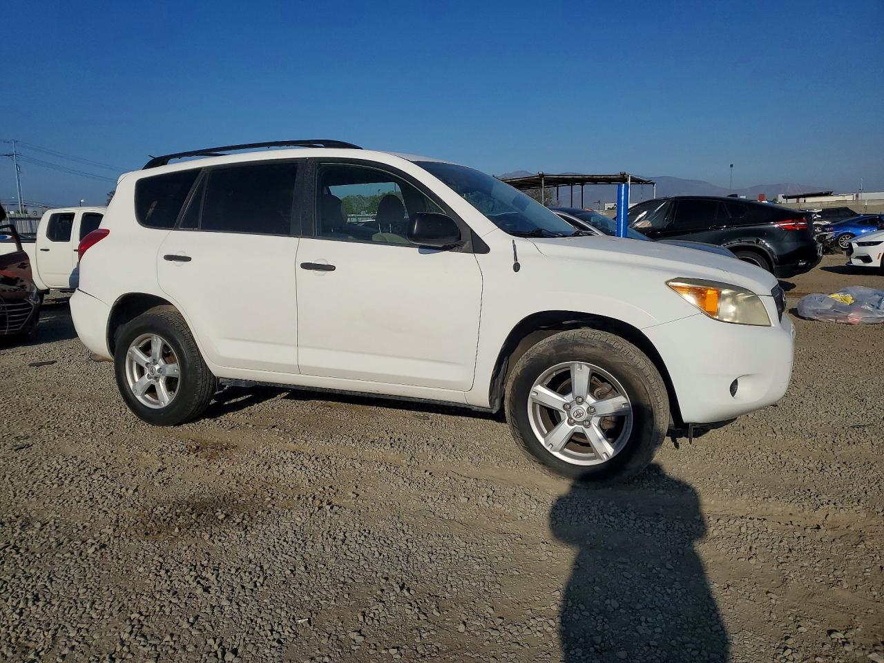 2007 TOYOTA RAV4 BASE photo 7