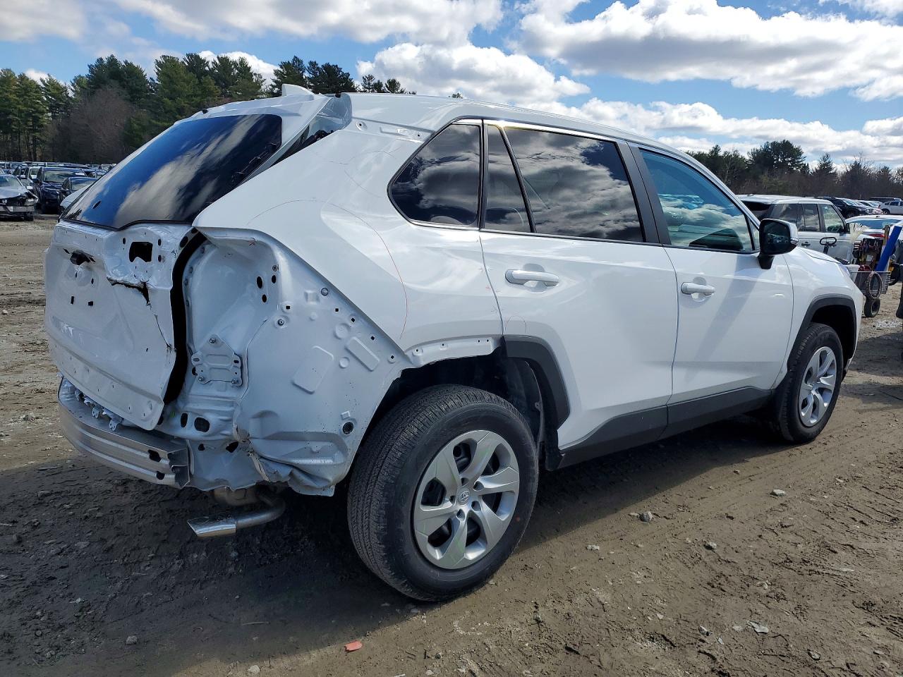 2025 TOYOTA RAV4 LE photo 5