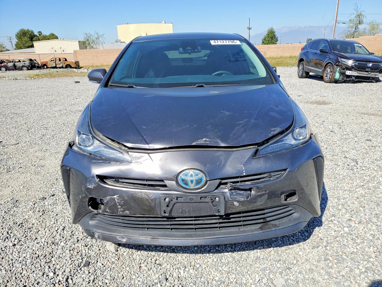2019 TOYOTA PRIUS LE photo 5