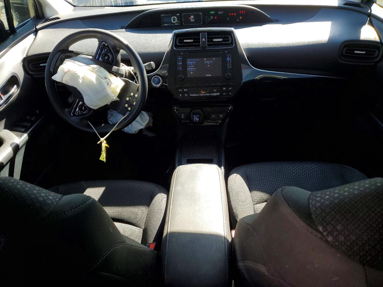 2019 TOYOTA PRIUS LE photo 8
