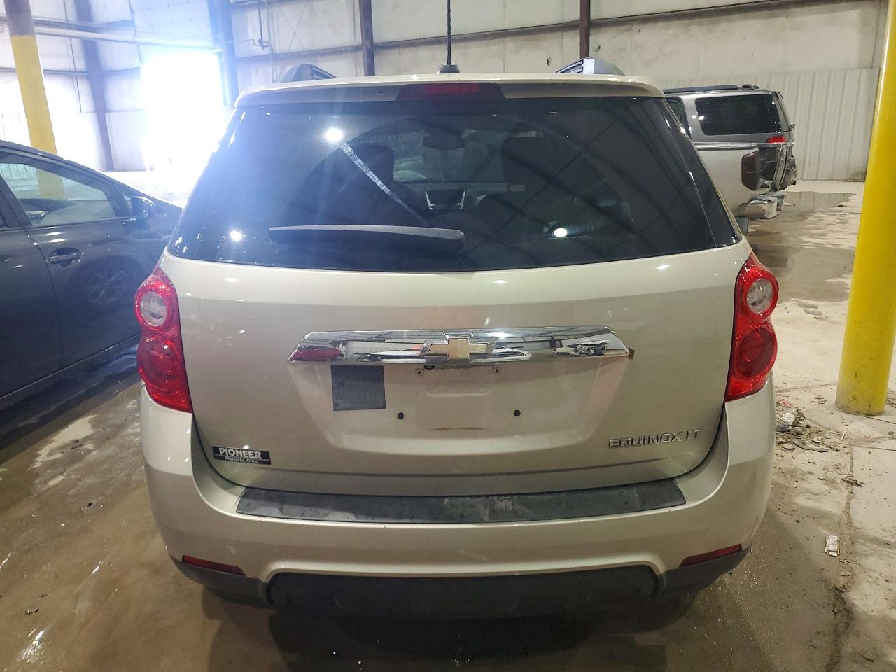 2015 CHEVROLET EQUINOX LT photo 11