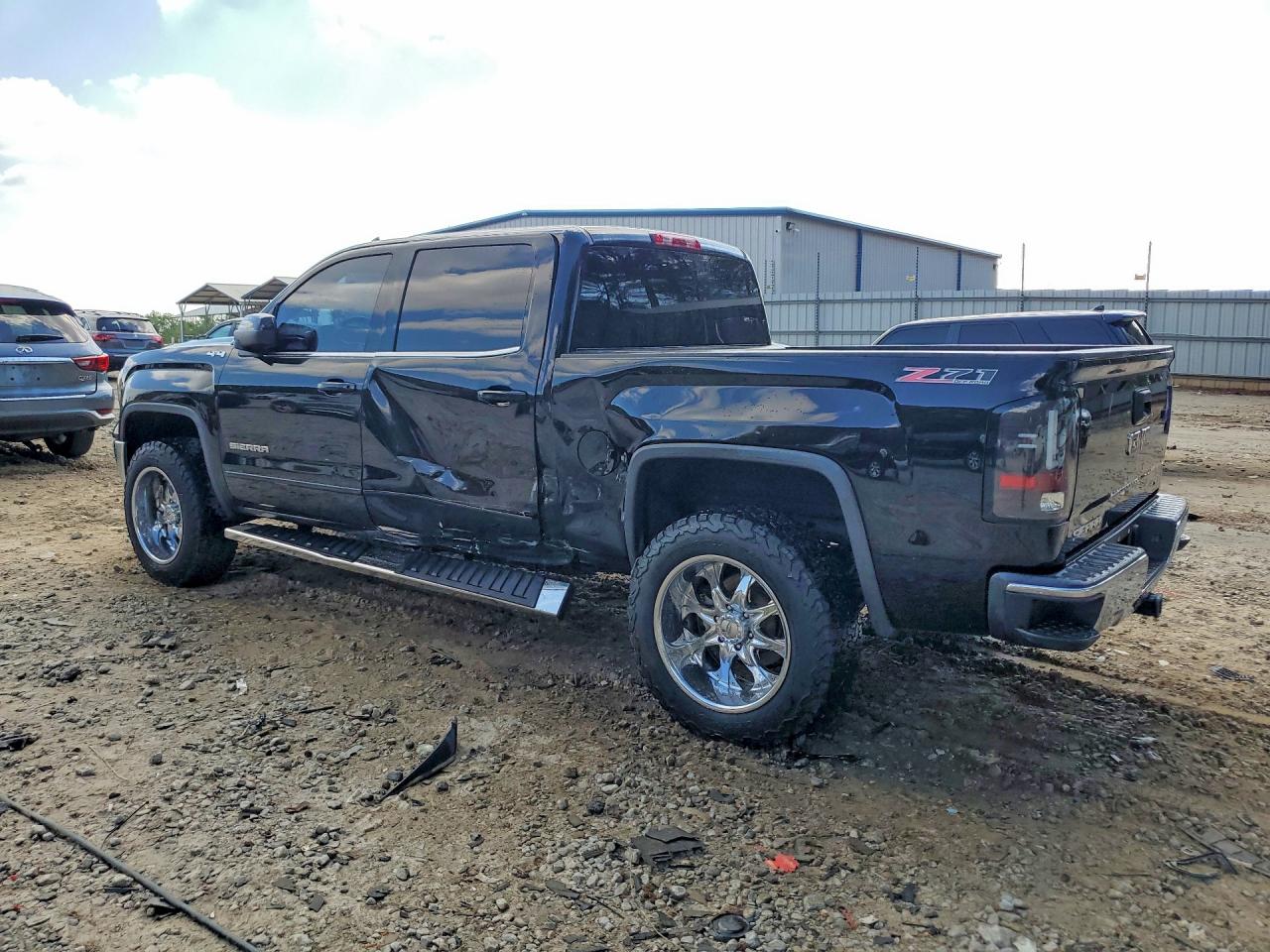 2014 GMC SIERRA K1500 SLE photo 3
