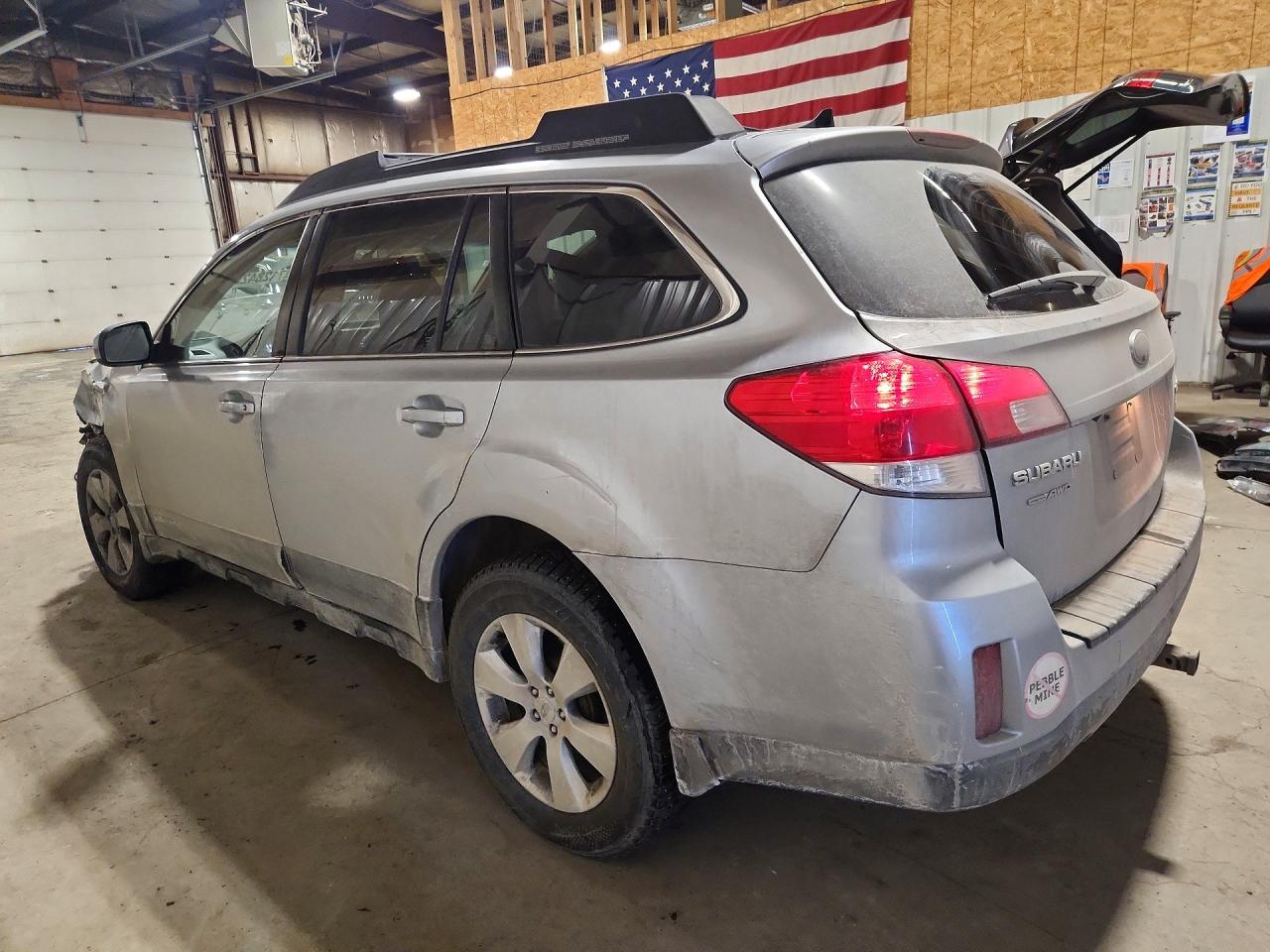 2012 SUBARU OUTBACK 2.5I LIMITED photo 3