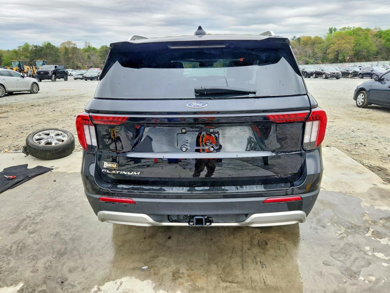 2025 FORD EXPLORER PLATINUM photo 11