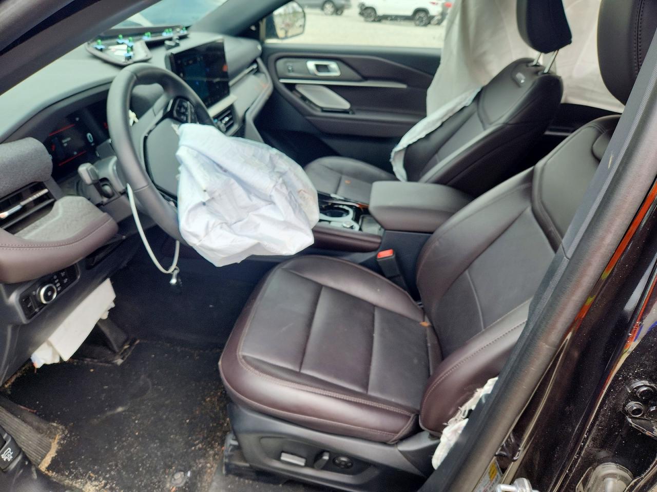 2025 FORD EXPLORER PLATINUM photo 13