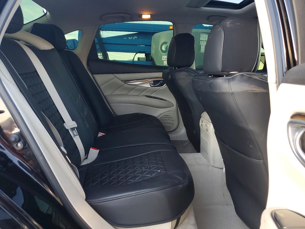 2013 INFINITI M37 BASE photo 28
