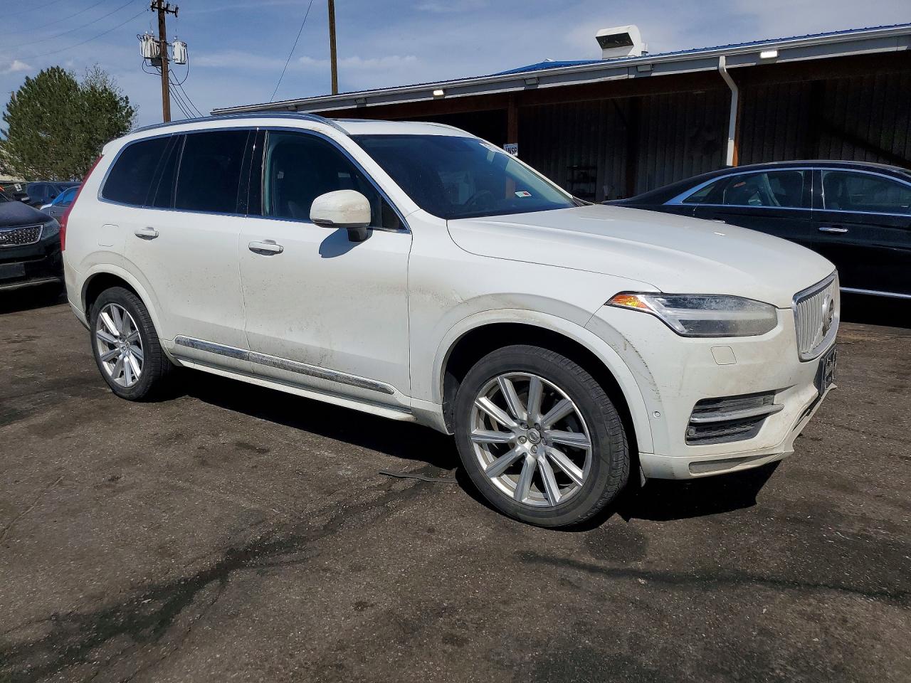 2016 VOLVO XC90 T6 photo 4