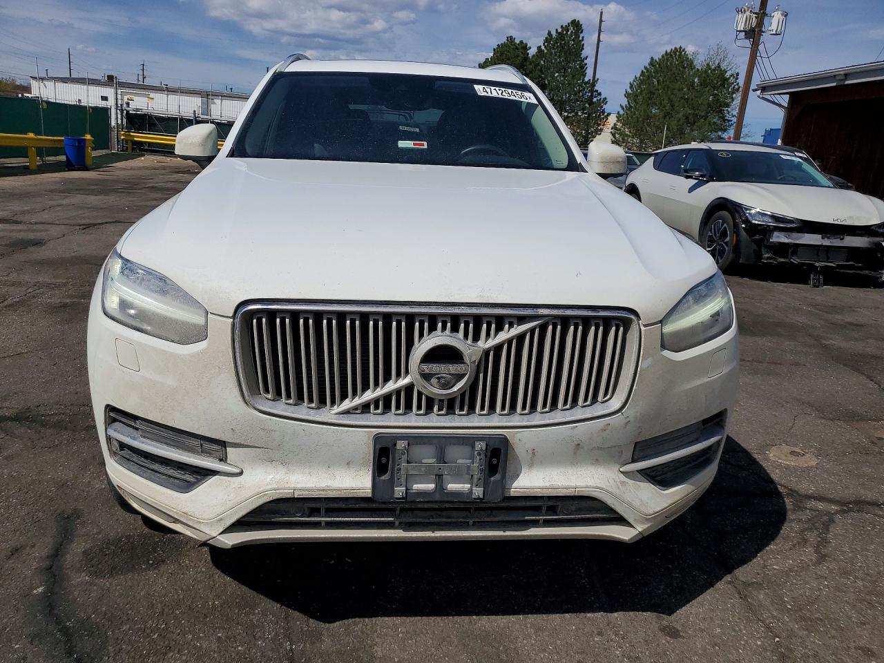2016 VOLVO XC90 T6 photo 5