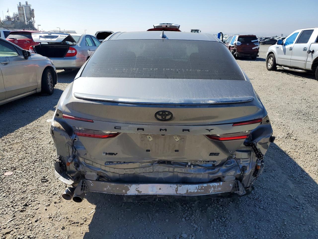 2026 TOYOTA CAMRY SE photo 11