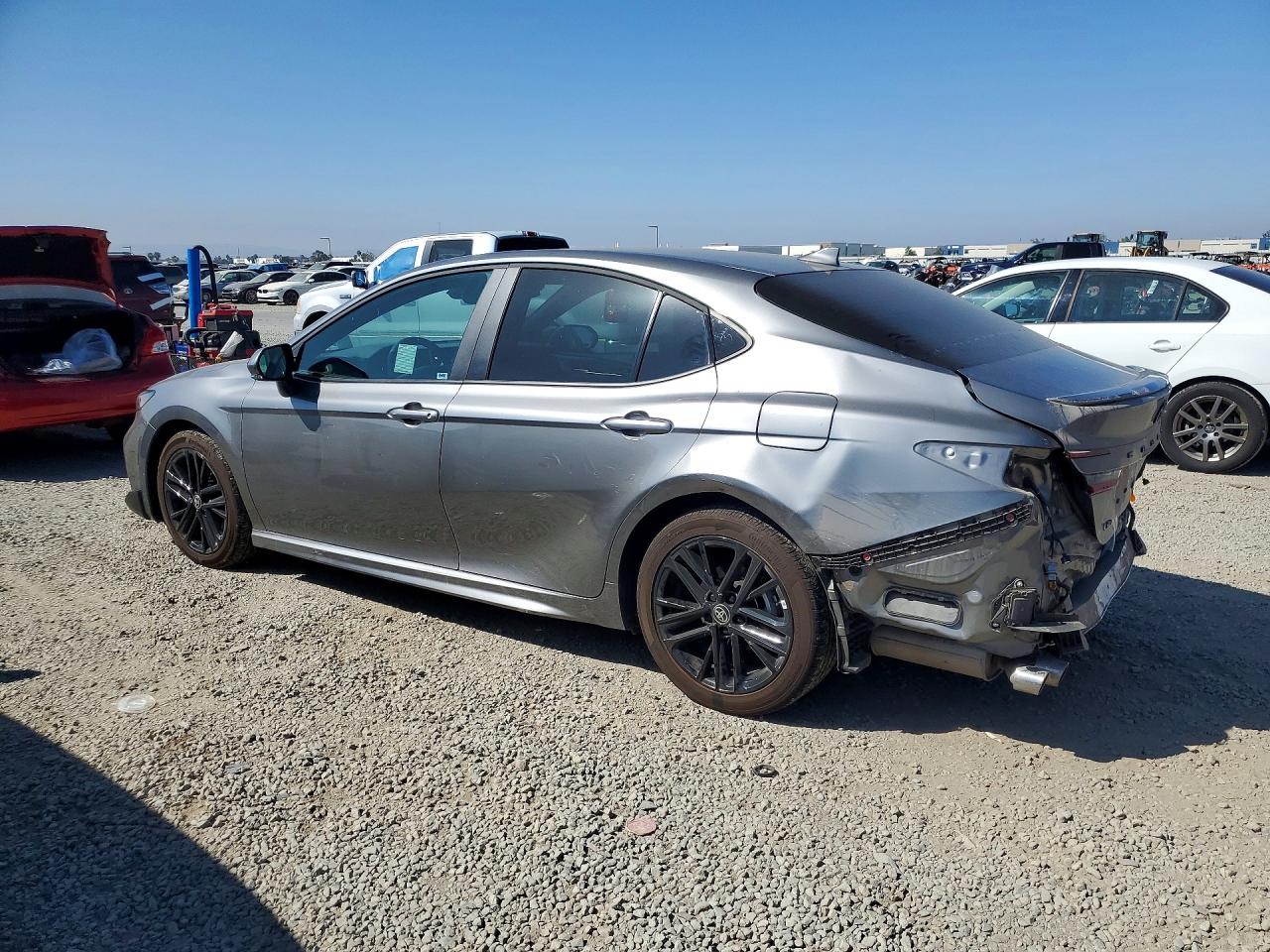 2026 TOYOTA CAMRY SE photo 3