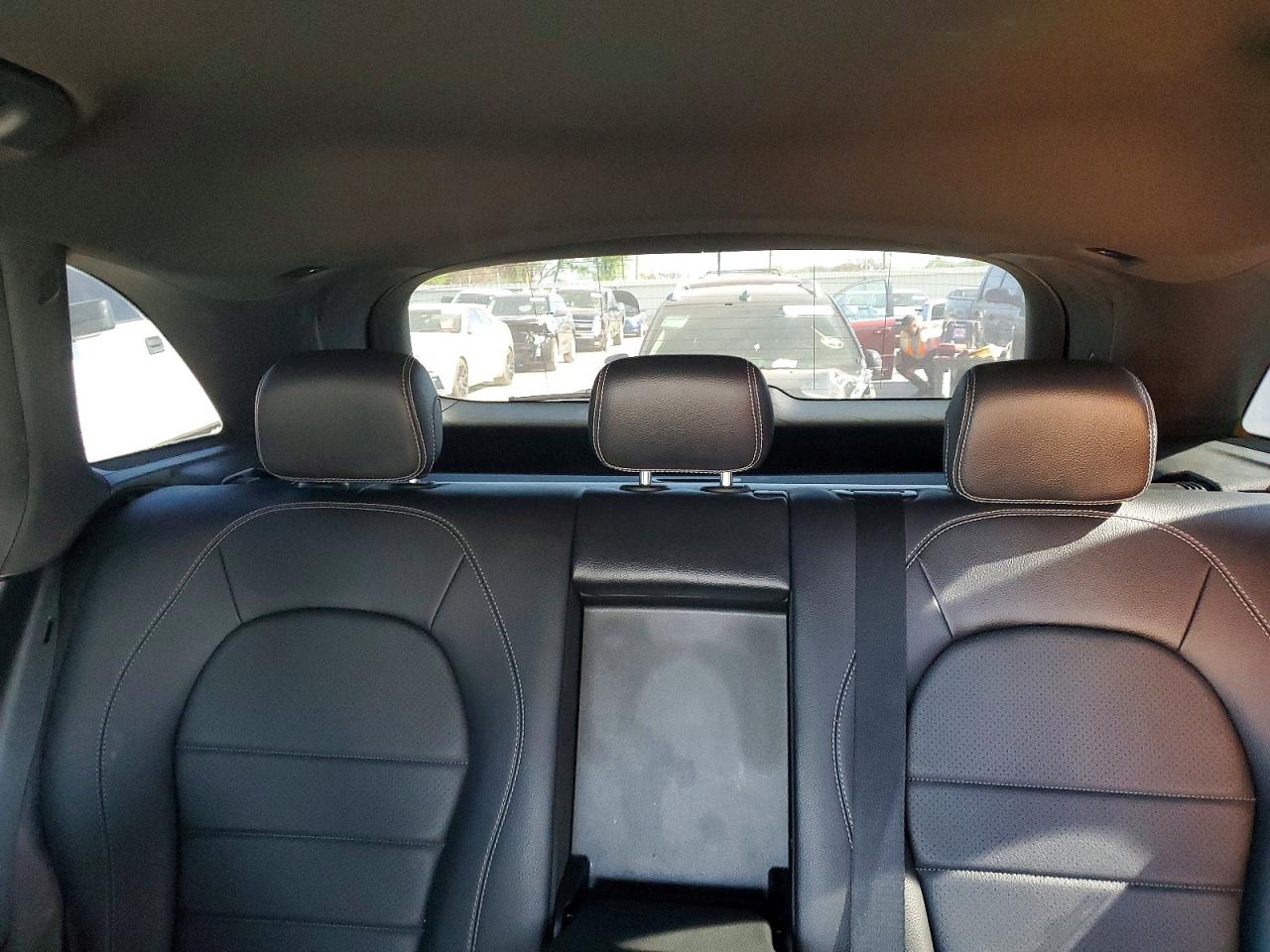 2018 MERCEDES-BENZ GLC 300 photo 28
