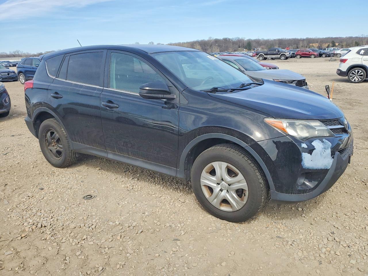 2015 TOYOTA RAV4 LE photo 4