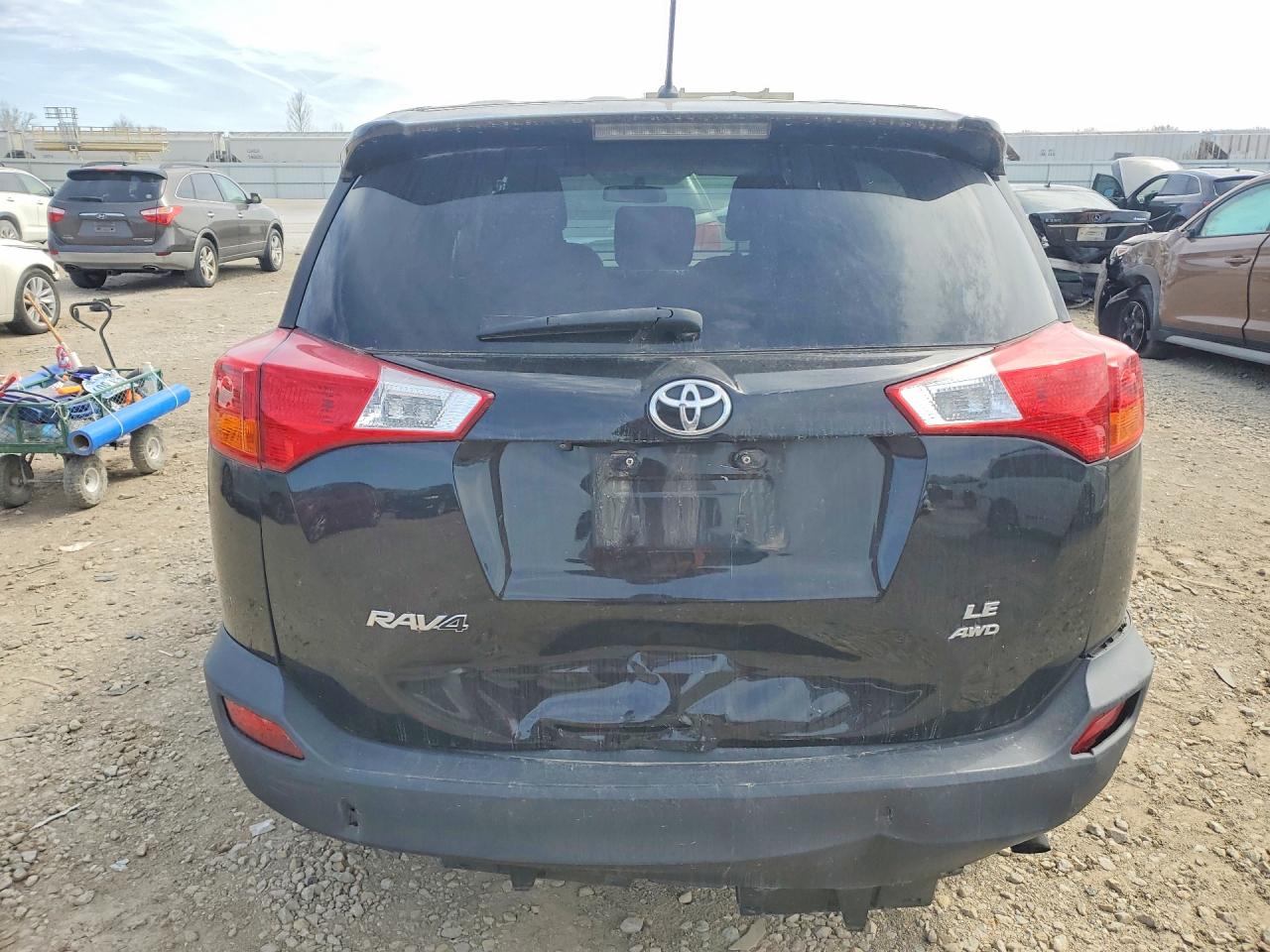 2015 TOYOTA RAV4 LE photo 6
