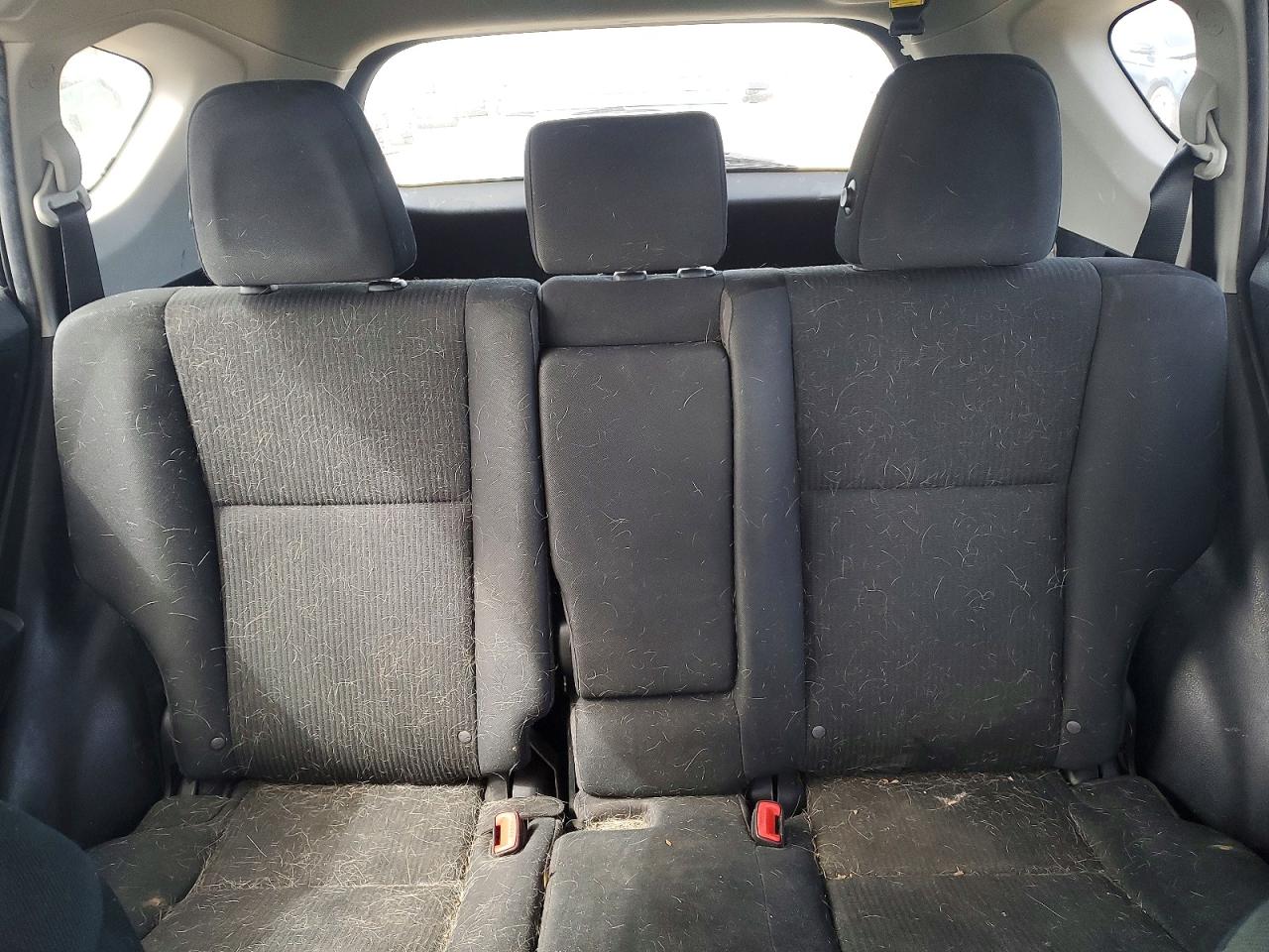 2015 TOYOTA RAV4 LE photo 10