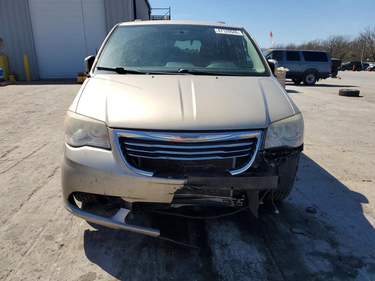 2013 CHRYSLER TOWN & COUNTRY TOURING photo 13