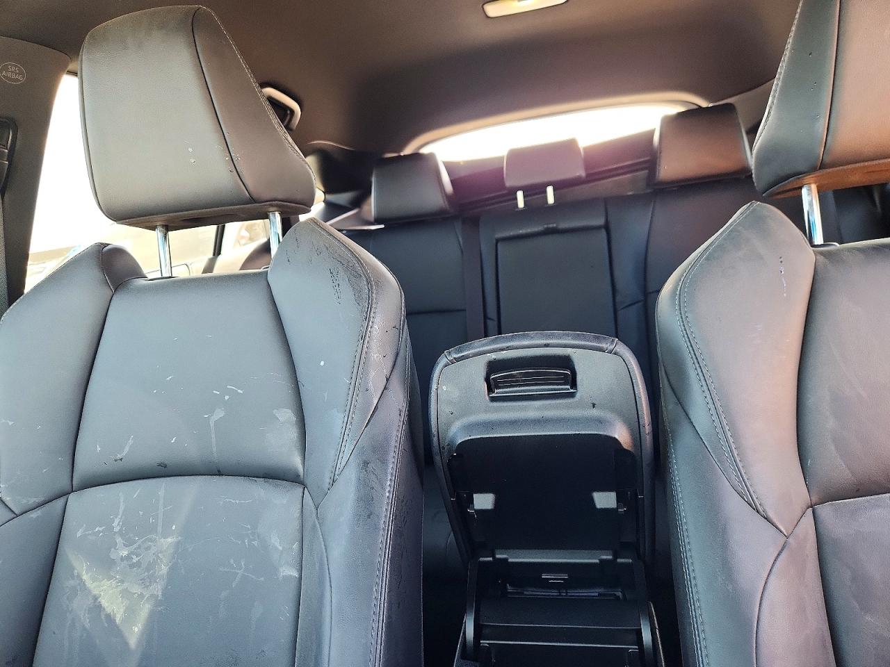 2023 TOYOTA VENZA XLE photo 19