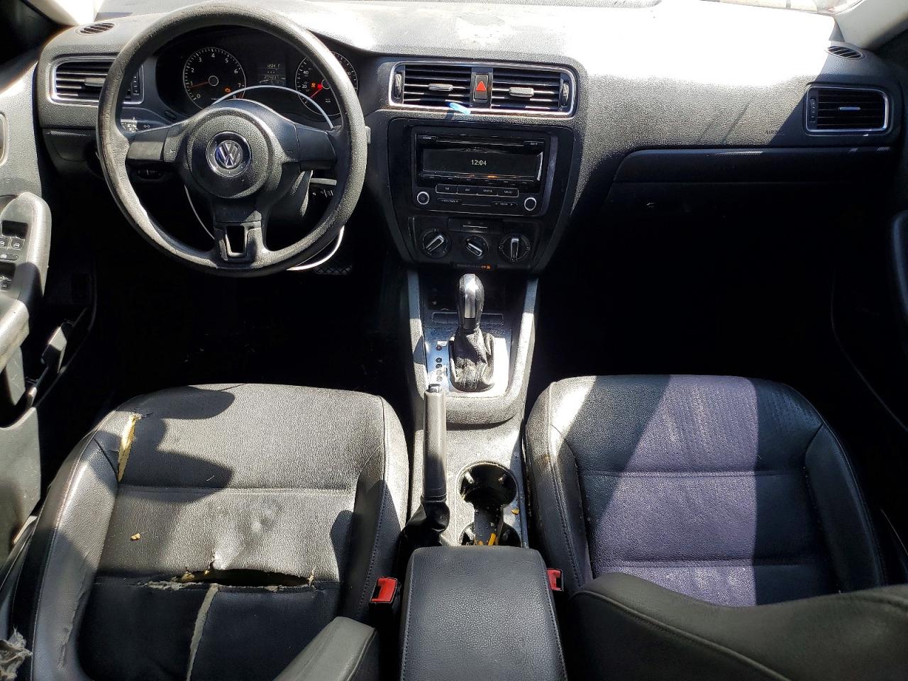 2012 VOLKSWAGEN JETTA SE photo 8