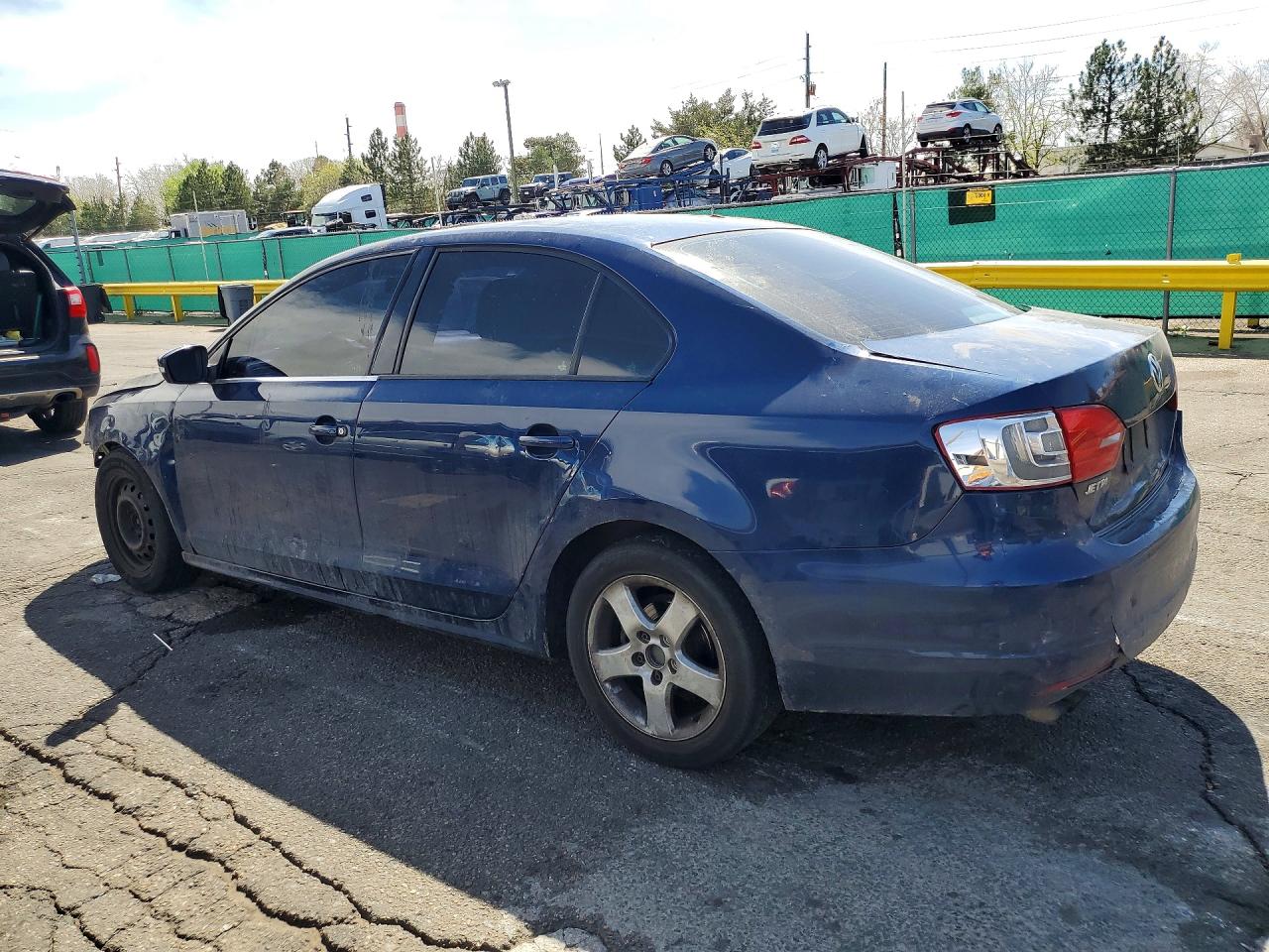 2012 VOLKSWAGEN JETTA SE photo 2