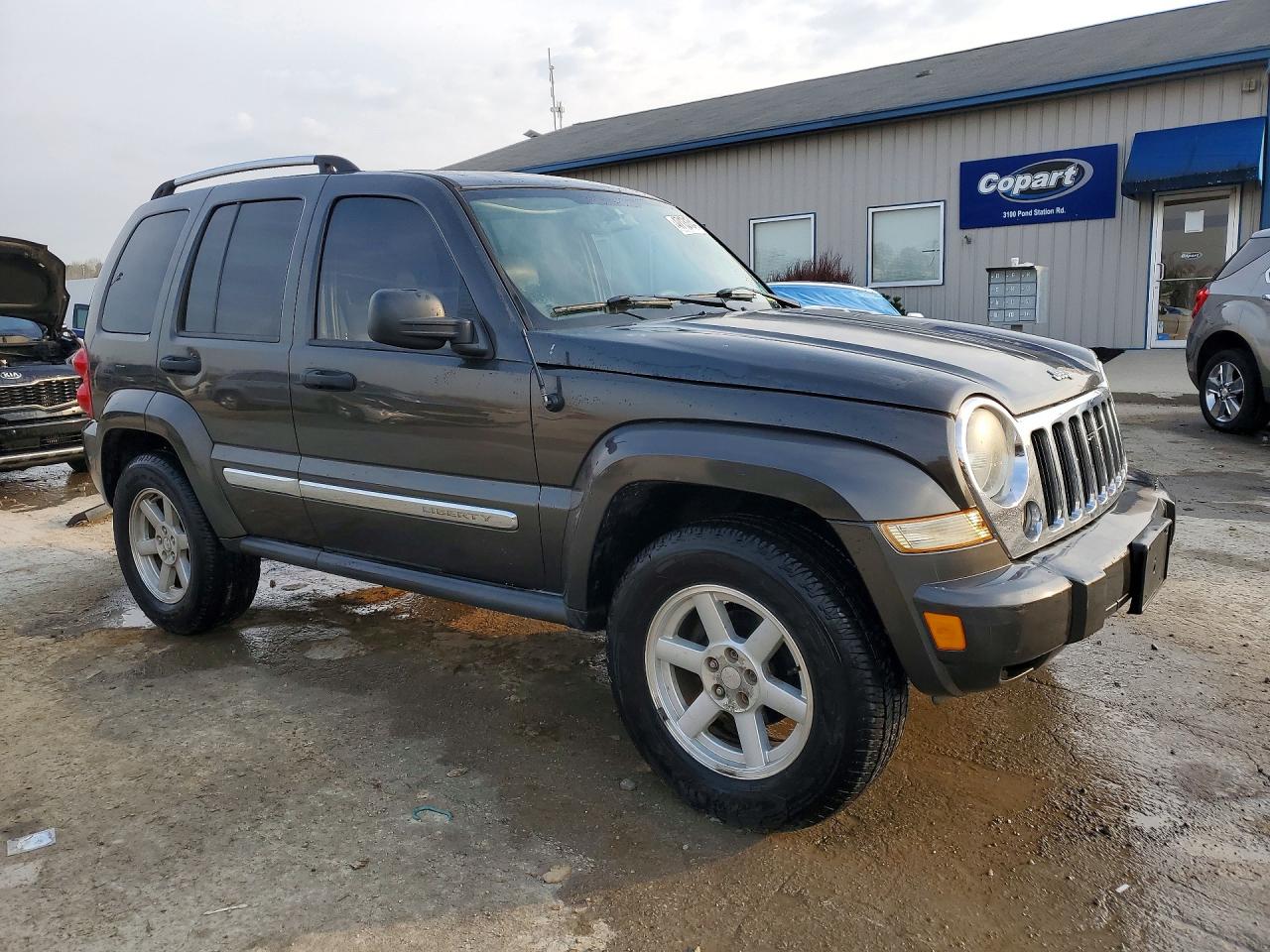 2005 JEEP LIBERTY LIMITED photo 10