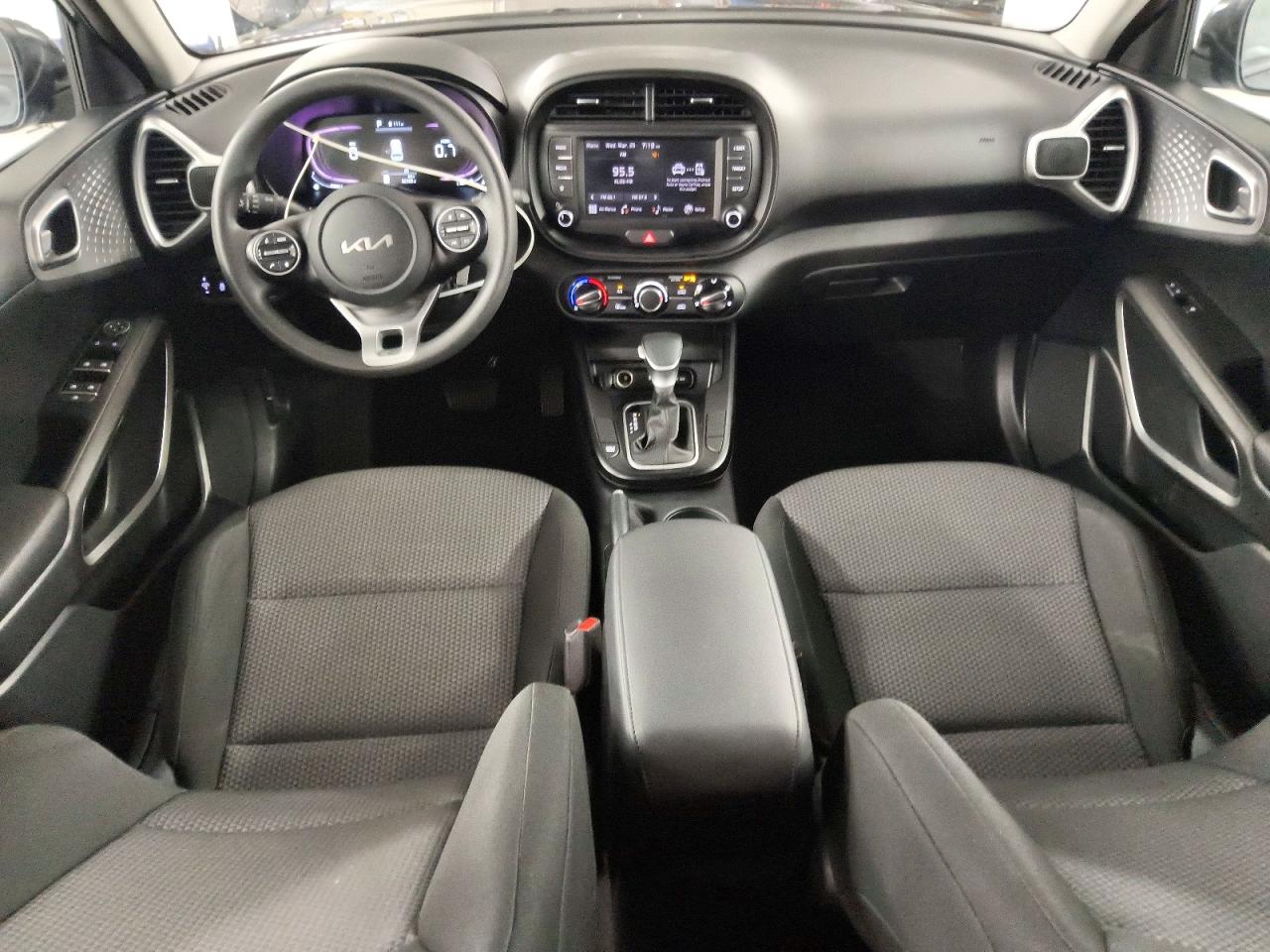 2024 KIA SOUL LX photo 15