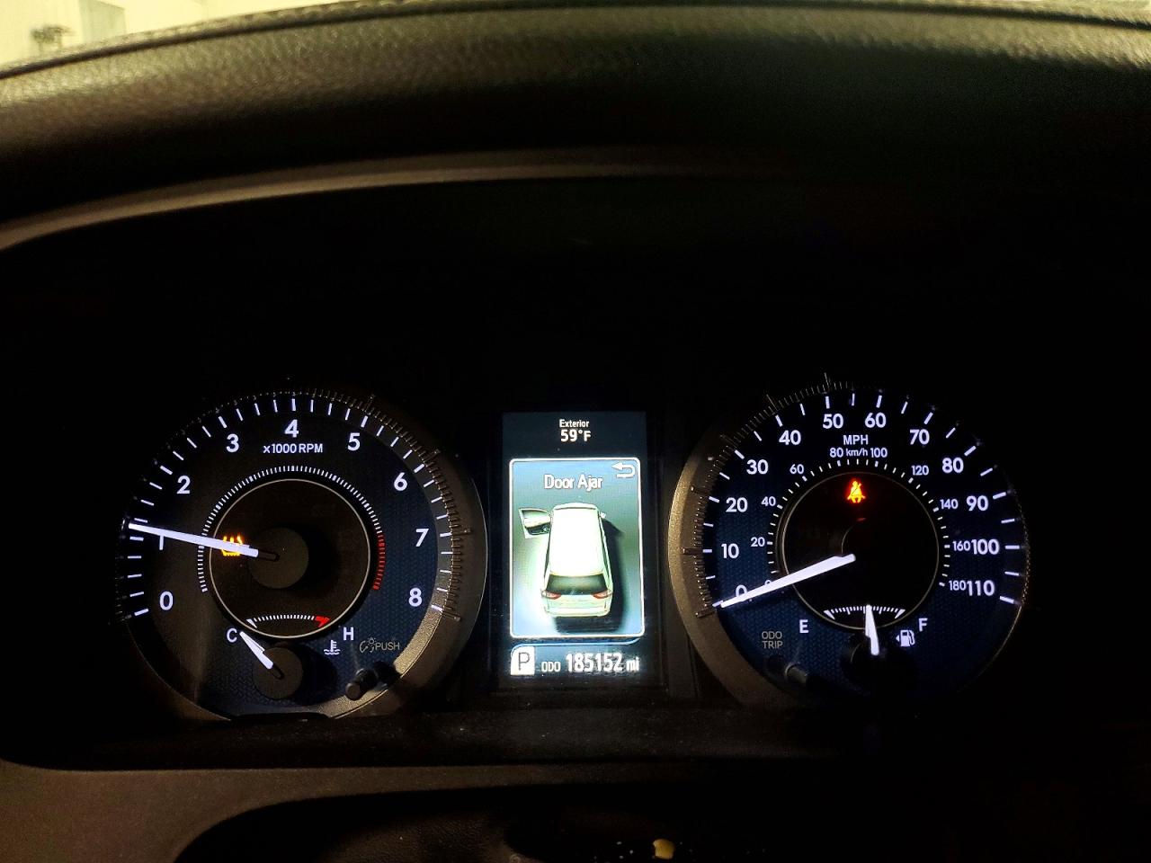 2017 TOYOTA SIENNA XLE PREMIUM 7-PASSENGER photo 9
